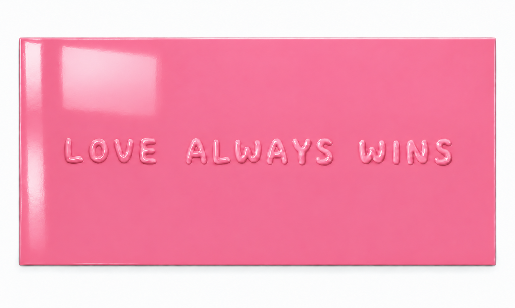 LOVE ALWAYS WINS — Pink — 150 × 90 cm